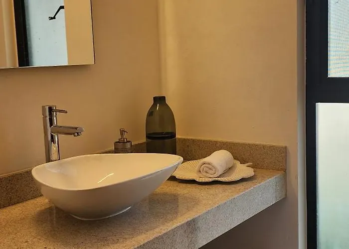 Alexa *
